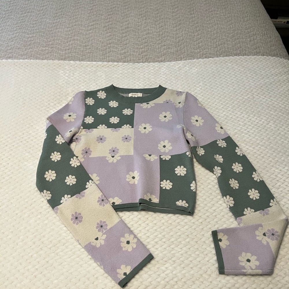 Floral Patchwork cropped Sweater